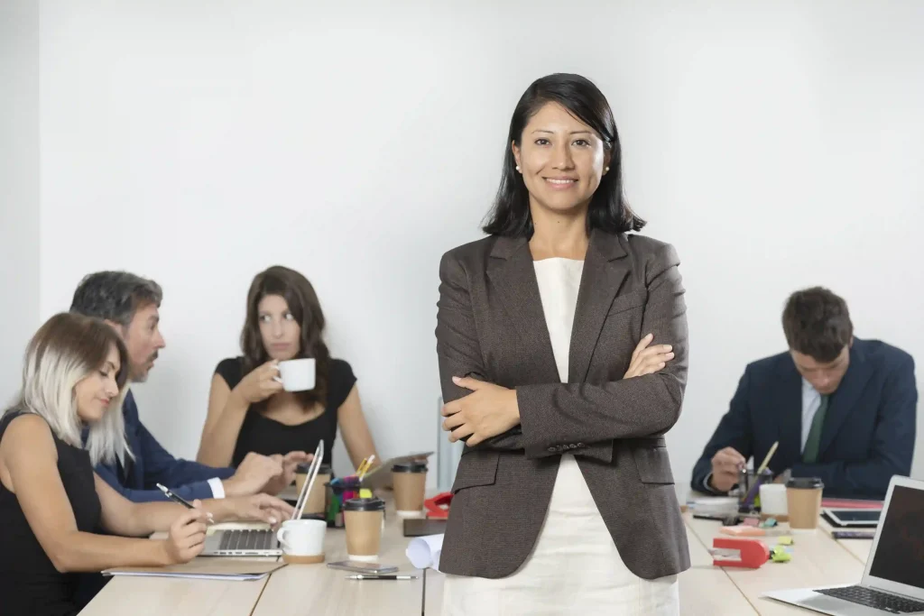 COACHING CULTURE: LEADERSHIP, COMMUNICATION, DAN CONTINUOUS IMPROVEMENT