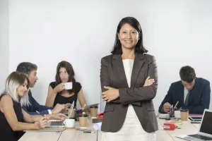 COACHING CULTURE: LEADERSHIP, COMMUNICATION, DAN CONTINUOUS IMPROVEMENT