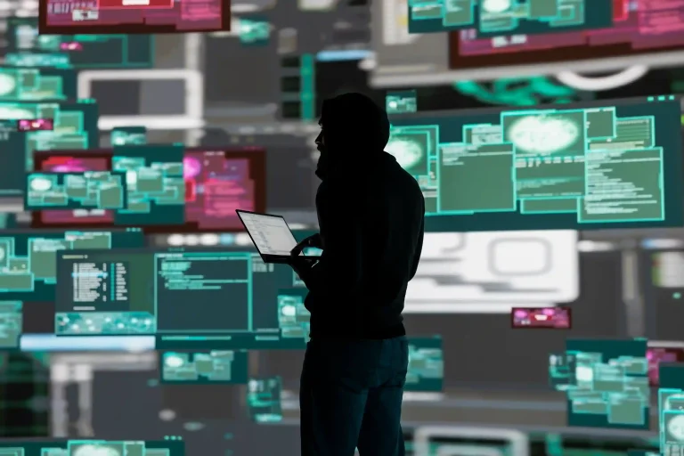 BUKAN HANYA SISTEM, MANUSIA JUGA RISIKO: STRATEGI MEMINIMALKAN HUMAN ERROR DALAM CYBER SECURITY