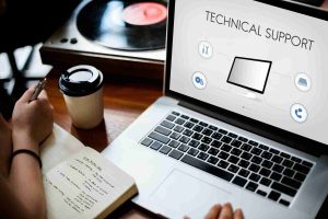 IT Support dan Troubleshooting untuk Meningkatkan Keandalan Layanan Teknologi Informasi